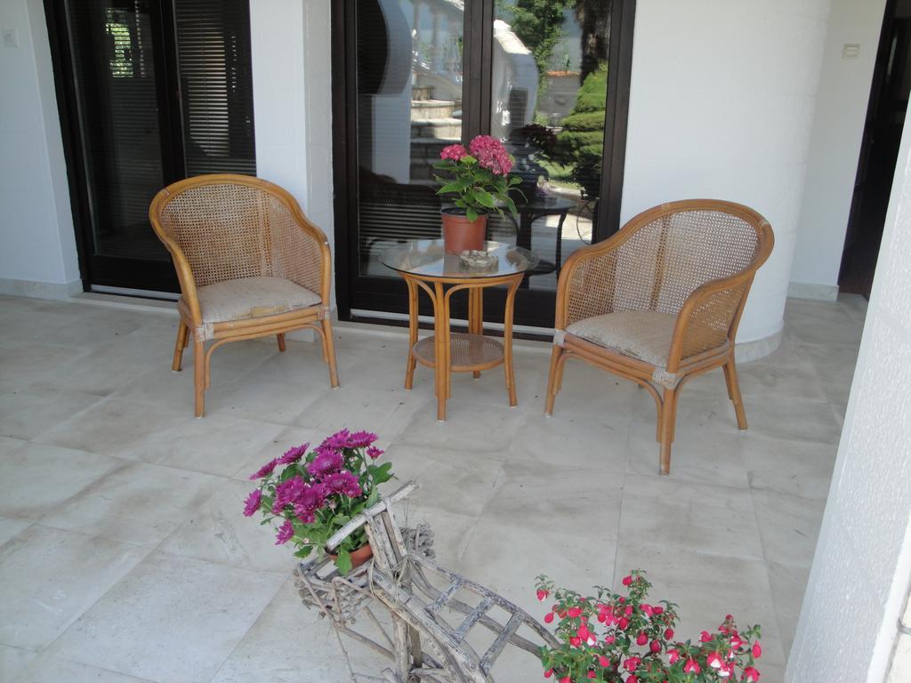 Leisure House Jovovic Villa Бар Стая снимка